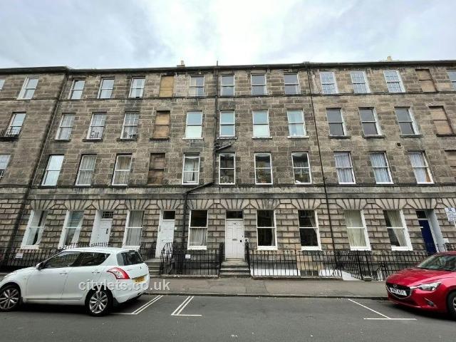 Apartment for rent in Southside, Scotland