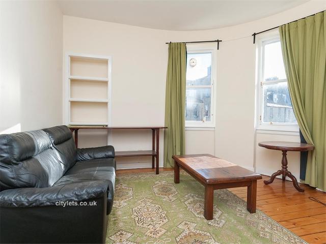 Apartment for rent in Southside, Scotland