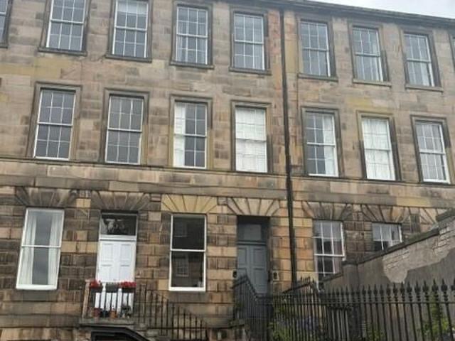 Apartment for rent in Newington, Scotland