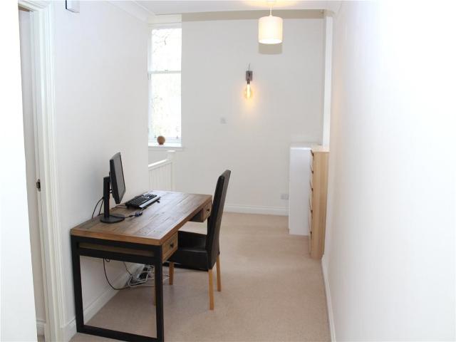 Apartment for rent in Kingseat