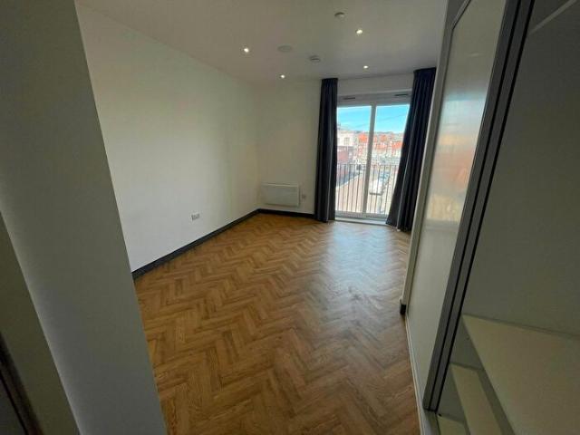 Apartment for rent in St Matthew's, Old Wharf