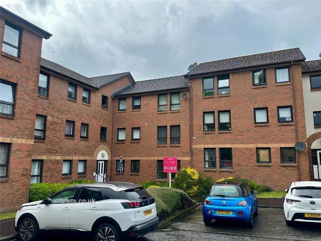 Apartment for rent in Castlehead, Glenburn