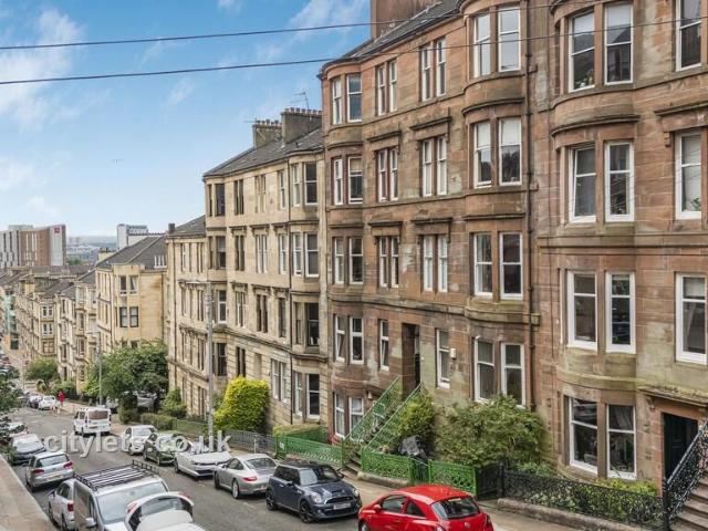 Apartment for rent in Partick, Scotland