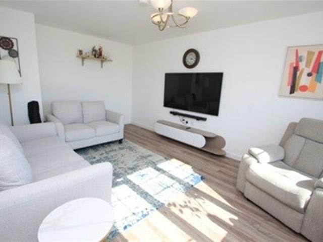 House for rent in Stepps, Millerston House for rent in Stepps, Millerston