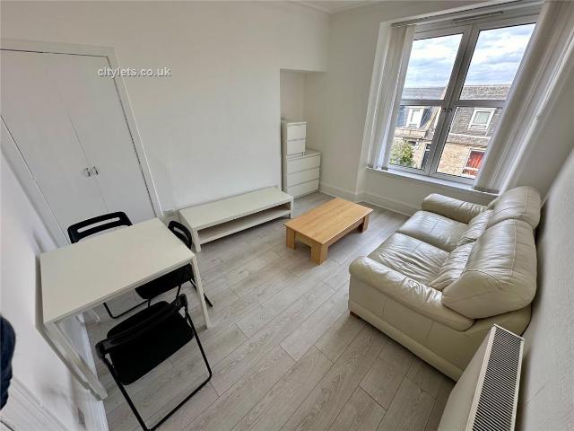 Apartment for rent in Ballindoch, Scotland
