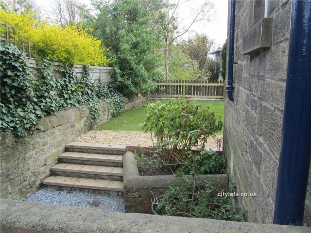 Apartment for rent in Mayfield, Newington