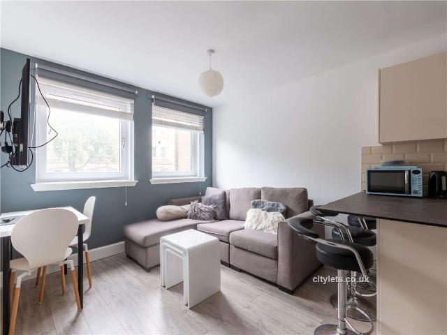 Apartment for rent in Southside, Scotland