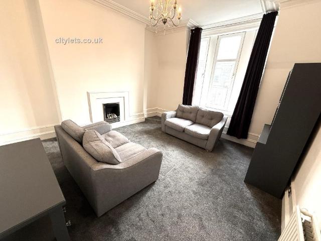 Apartment for rent in West End, Ballindoch