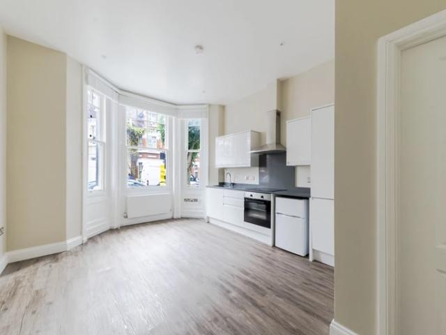 Apartment for rent in West Hampstead, Greater London