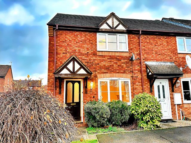 House for rent in Whitnash, Green Close