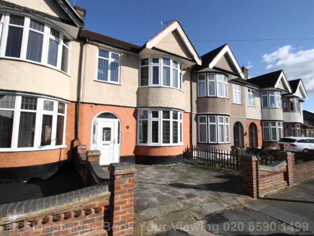House for rent in Seven Kings, Greater London