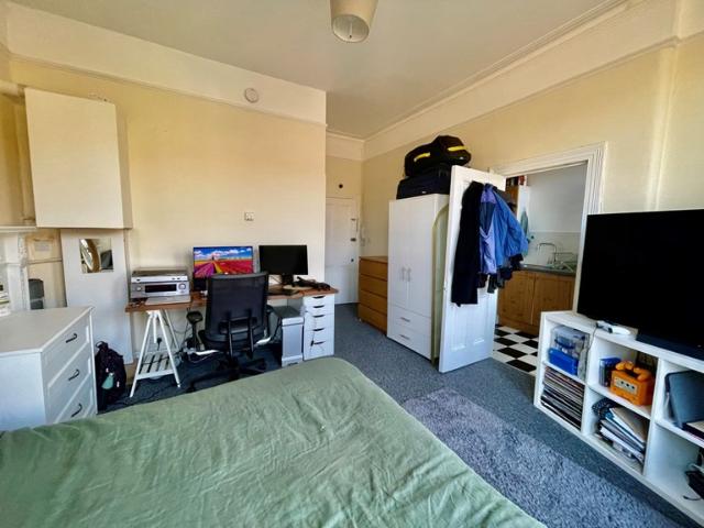 Studio for rent in Cat Hill, Isle Of Man