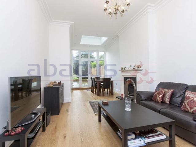 Apartment for rent in Kilburn, Greater London