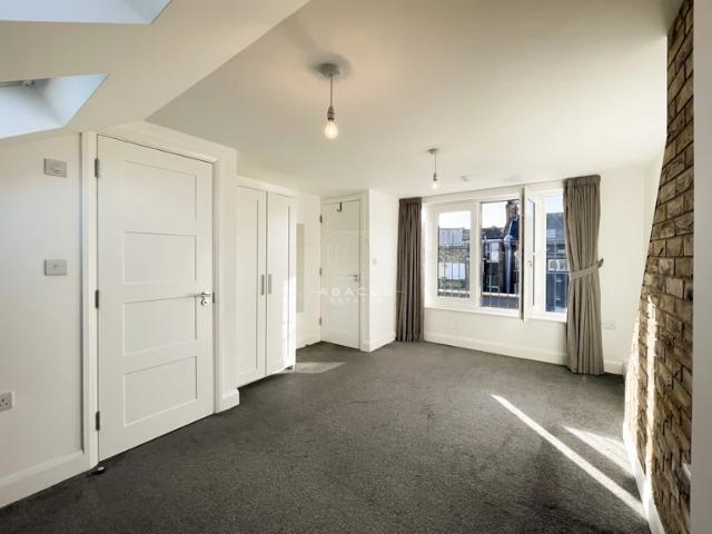 Studio for rent in Harlesden, Greater London
