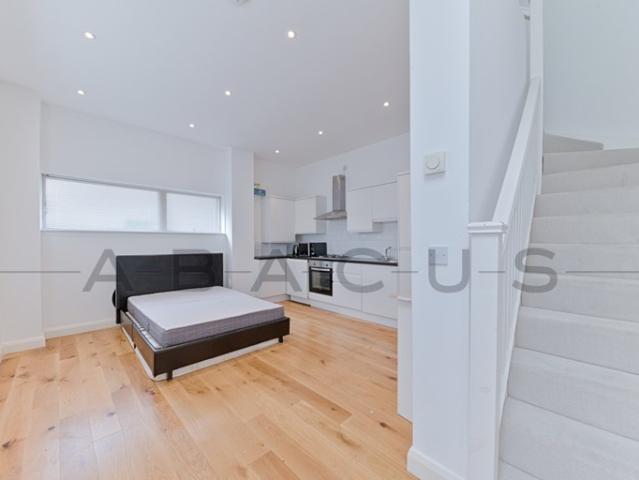 Apartment for rent in West Hampstead, Greater London