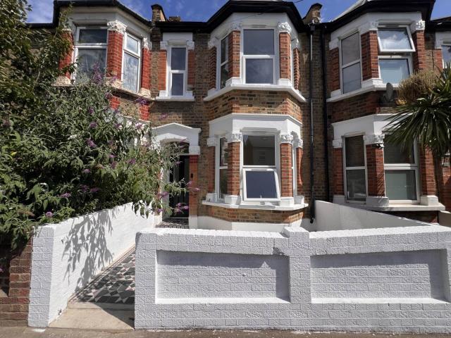 House for rent in Manor Park, Greater London