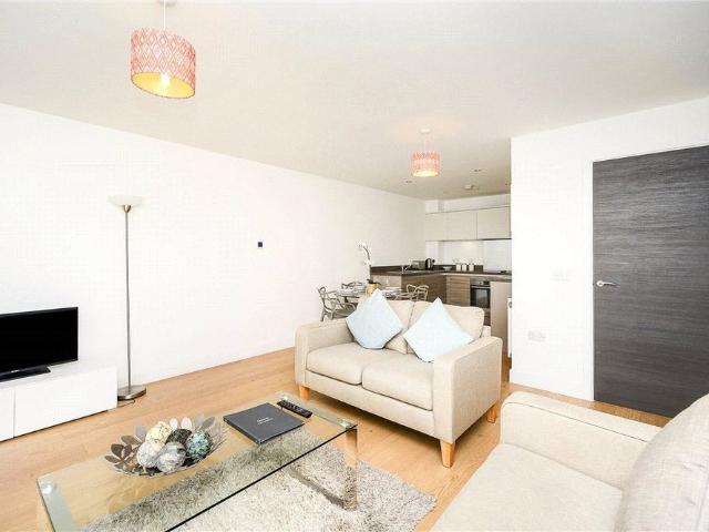 Apartment for rent in Brighton Marina Village, Roedean