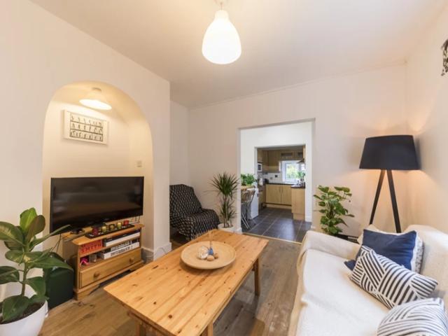 Apartment for rent in Cricklewood, Isle Of Man