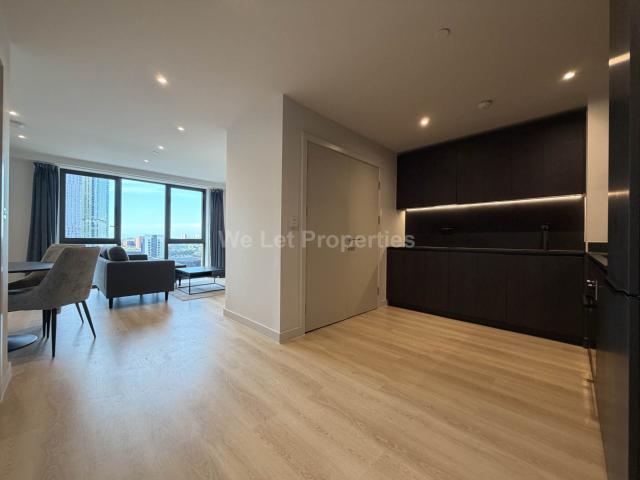 Apartment for rent in Street, Somerset