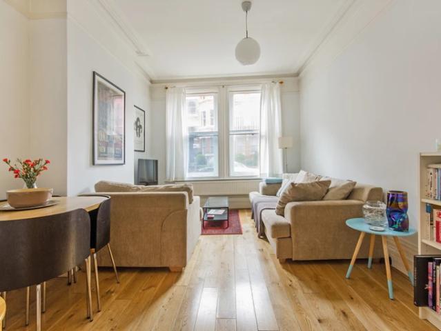 Apartment for rent in West Hampstead, Greater London