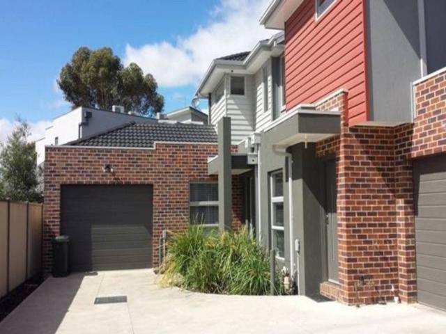 Townhouse for rent in Camerons Creek, Victoria