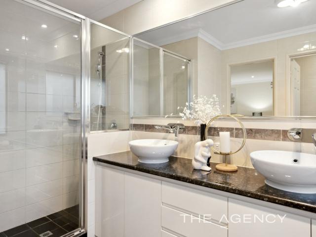 House for sale in Como, Western Australia