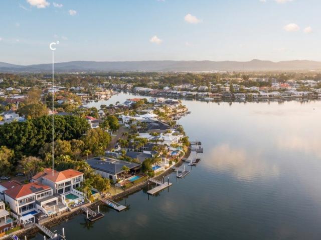 House for sale in Hope Island, Gold Coast City