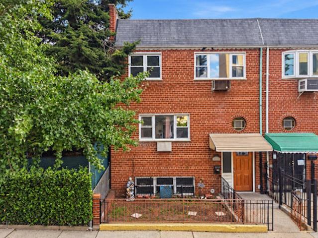 Property for sale in Queens, Arverne