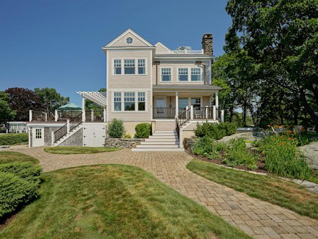 Property for sale in New Hampshire