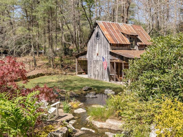 Property for sale in Highlands, North Carolina