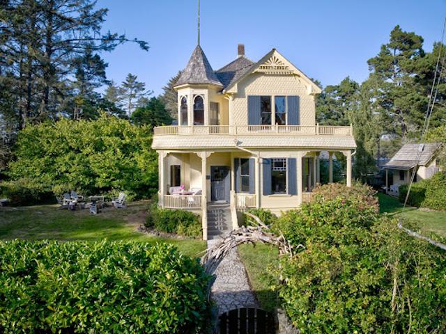 Property for sale in Seaview, Washington