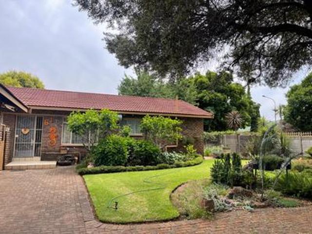 House for sale in Vanderbijlpark, Emfuleni Local Municipality