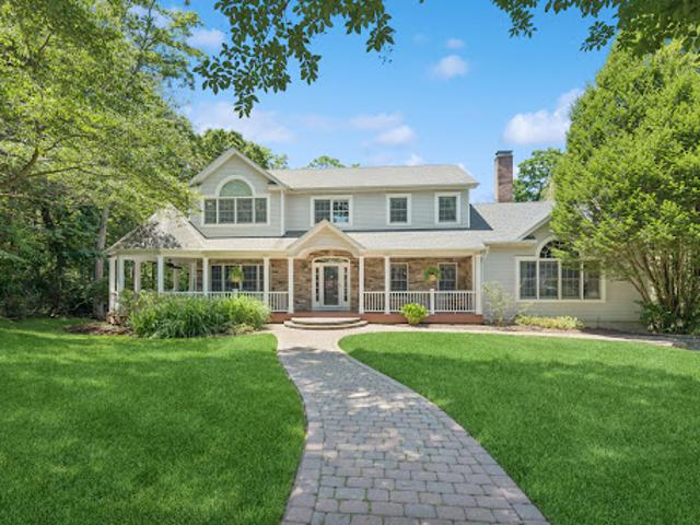Property for sale in Huntington, New York