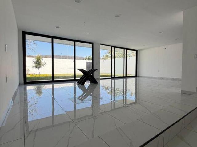 Propiedad a estrenar Grand Pedregal