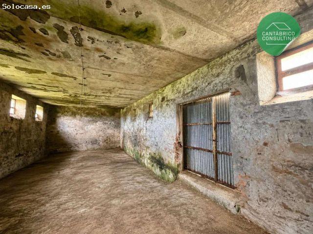 Casa en venta en El Franco, Asturias