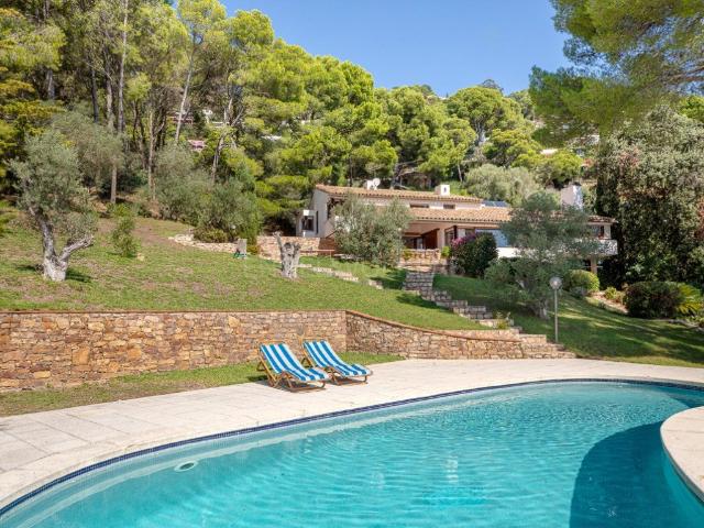 Casa en venta en Fornells, Baix Empordà