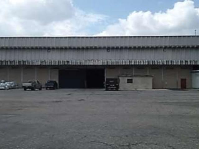 Galpón en venta en La Quizanda, Valencia