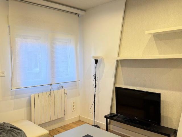 Piso en alquiler en El Llano, Gijón