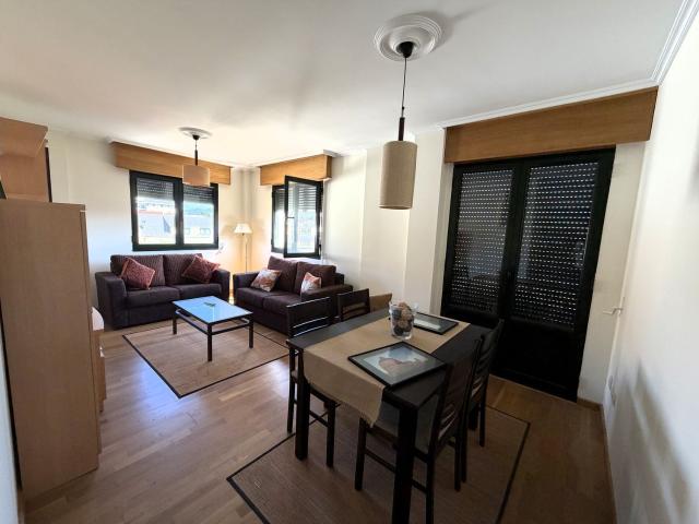Piso en venta en Ares, Ferrol