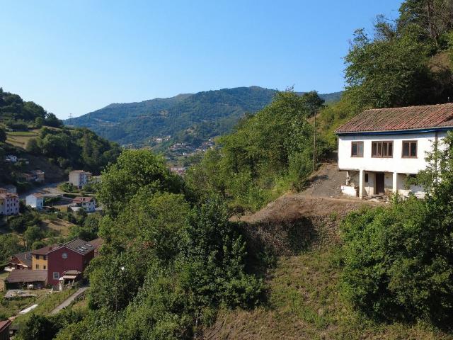 Casa en venta en Güeria, Aller