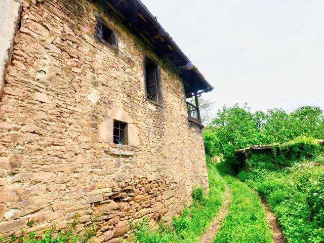 Casa en venta en Mieres, Asturias