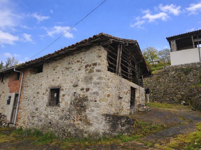 Casa en venta en Piloña, Asturias