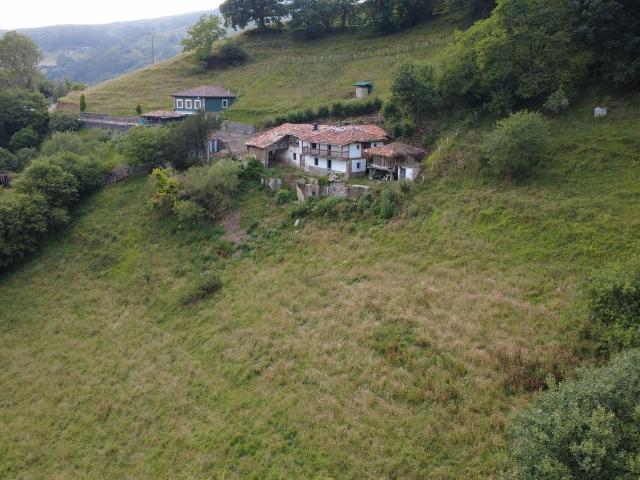 Casa en venta en Piloña, Asturias