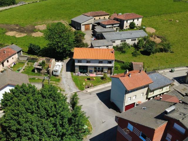 Chalet en venta en Salas, Asturias
