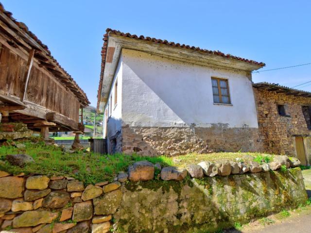 Casa en venta en Tineo, Asturias