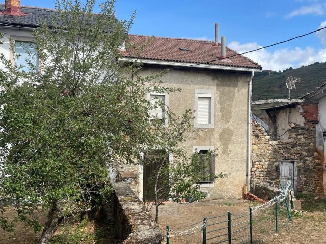 Casa en venta en Acebedo, Castilla y León