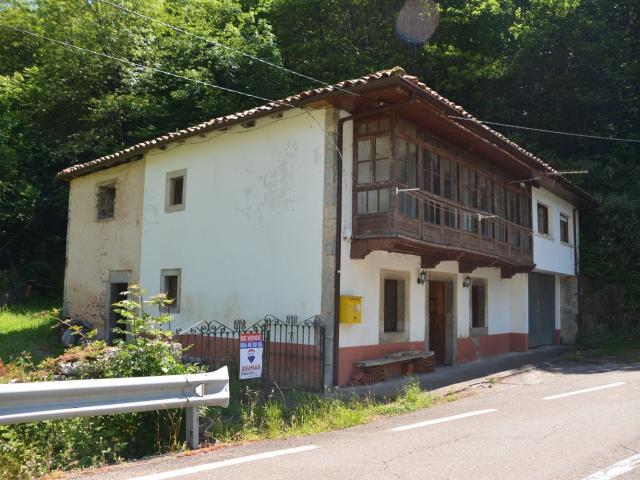 Casa en venta en Oseja De Sajambre, Castilla y León