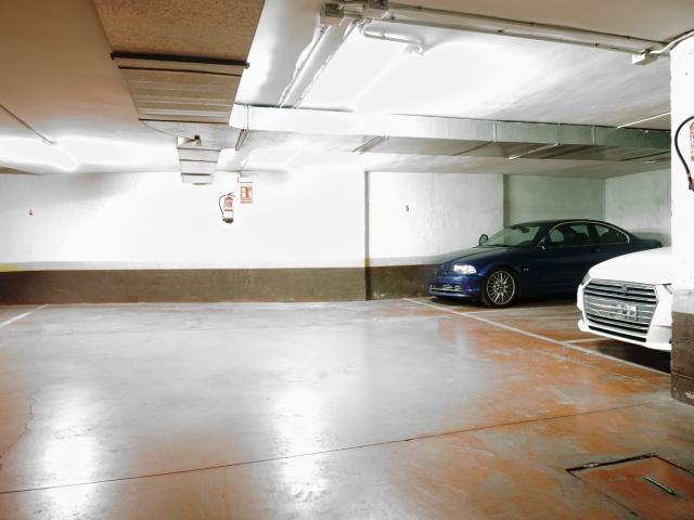 Garaje en venta en Madrid, Guindalera