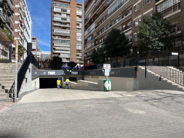 Parking en venta en Madrid, Castillejos