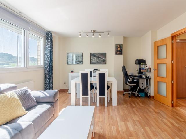 Piso en venta en Los Hueros, Villalbilla